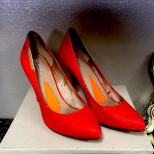 Size 7.5 Diesel heels